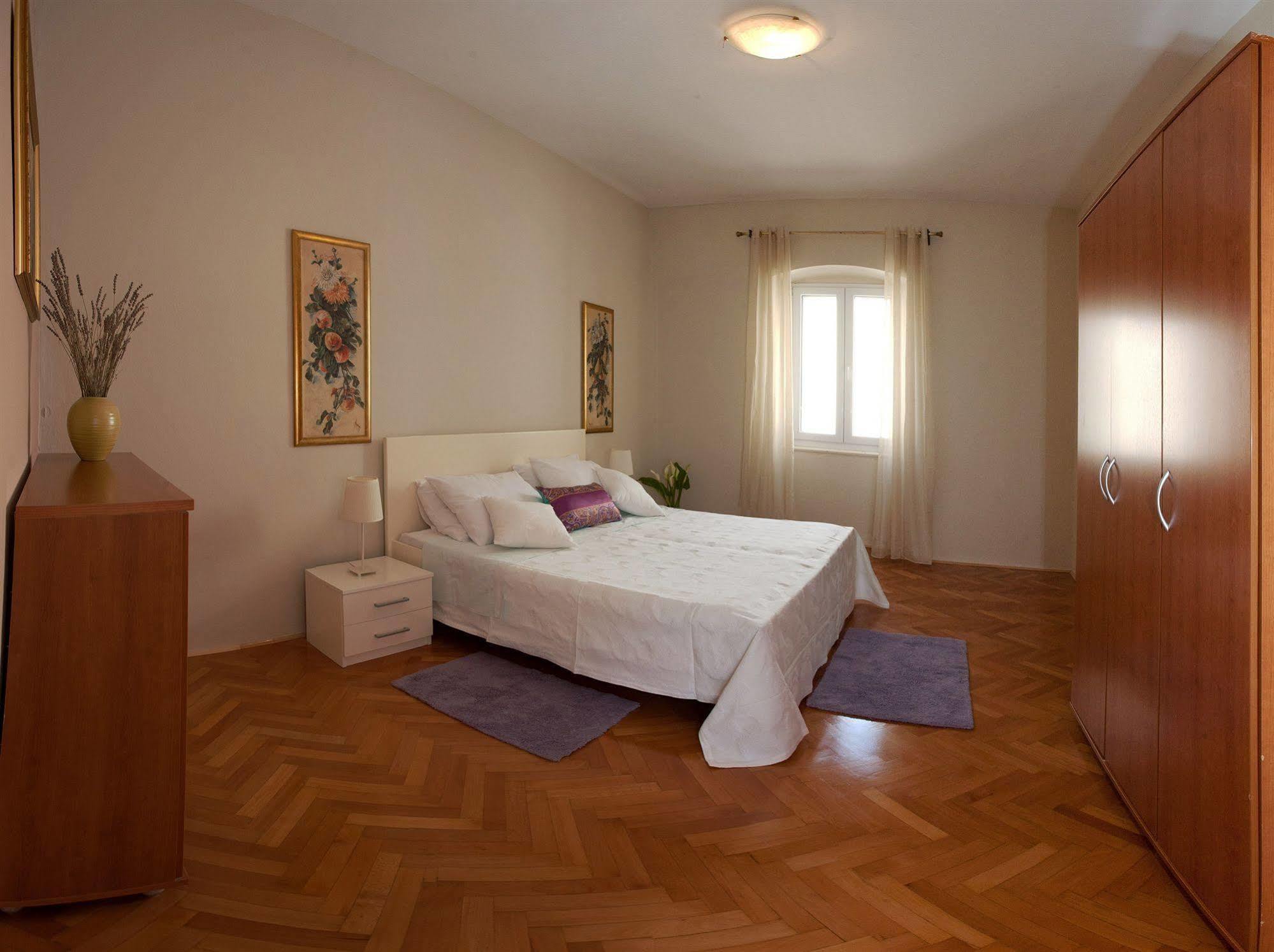Bouganvillea Hotel